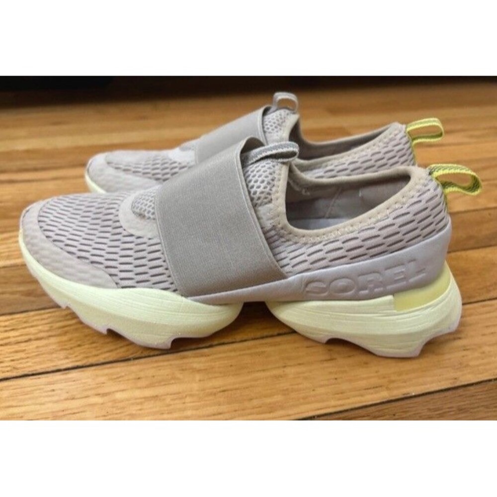 Sorel Women’s Sneakers Size 7.5 Kinetic Impact Strap Gray Mesh Slip On Shoes